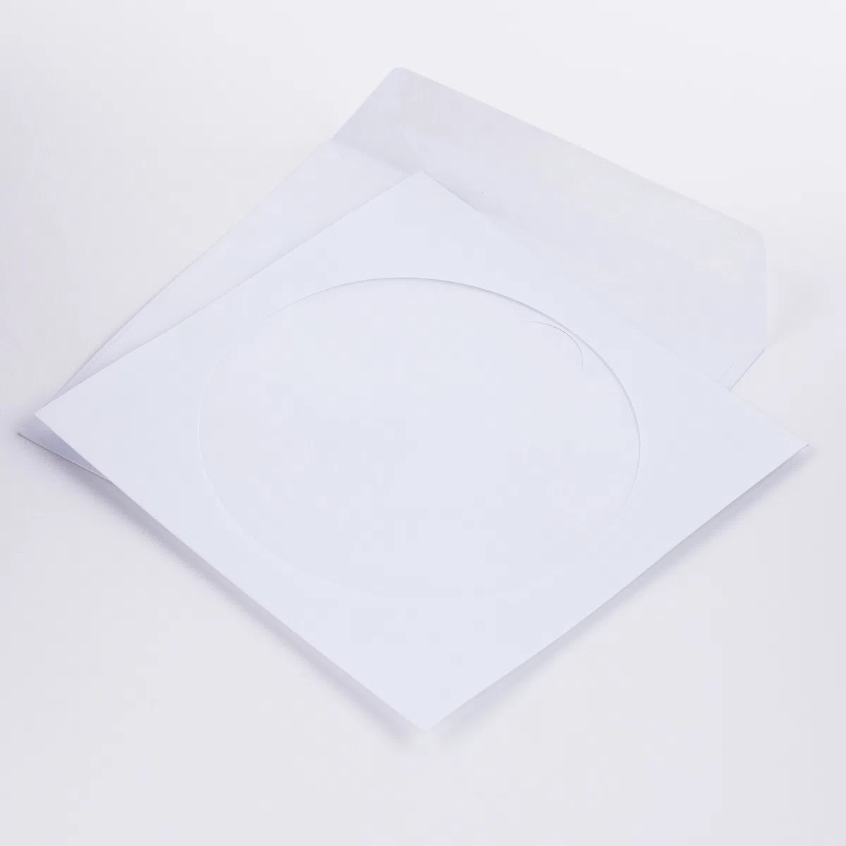 Papierschutzhüllen für CD/DVD/BLURAY weiß 125 x 125 mm 80 g/m² mit Fenster nassklebend mit Faltverschluß (201070) (1000)