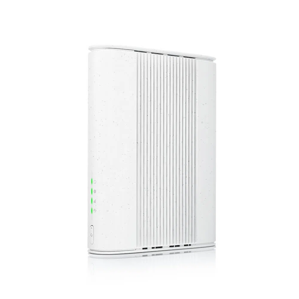 Zyxel FWA505V2 5G NR Router | AX3000 Wi-Fi 6 Gigabit Mobilfunk-Router mit SIM-Slot, Nebula Cloud-fähig, ideal für Home Office & Business