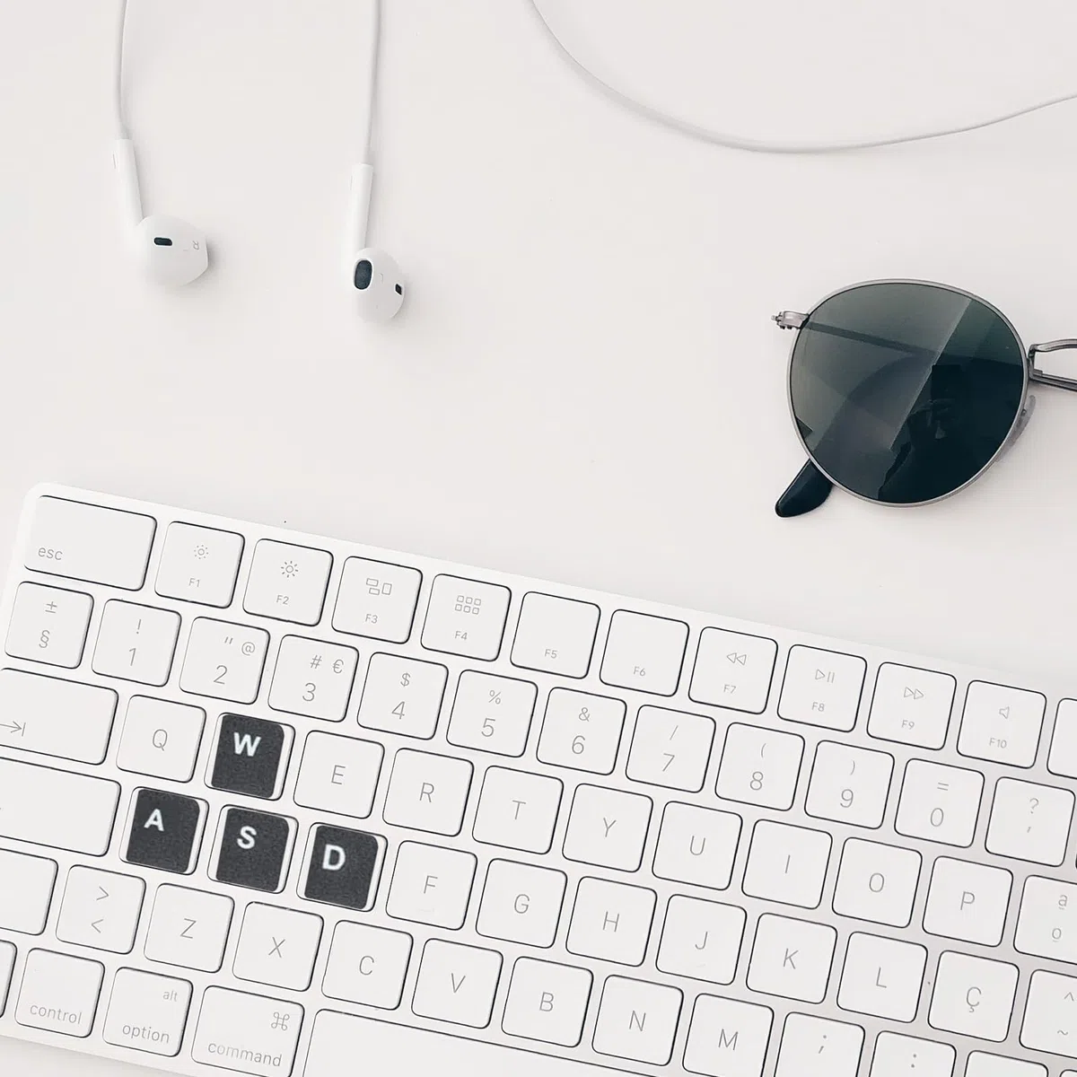 5 Russisch Tastaturaufkleber - Ersatz Aufkleber mit Weißen Buchstaben für Standard & Laptop Tastatur, 3 Schwarz 2 Weiß